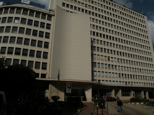  grand immeuble, rue du Dessous des berges, 13e arrondissement